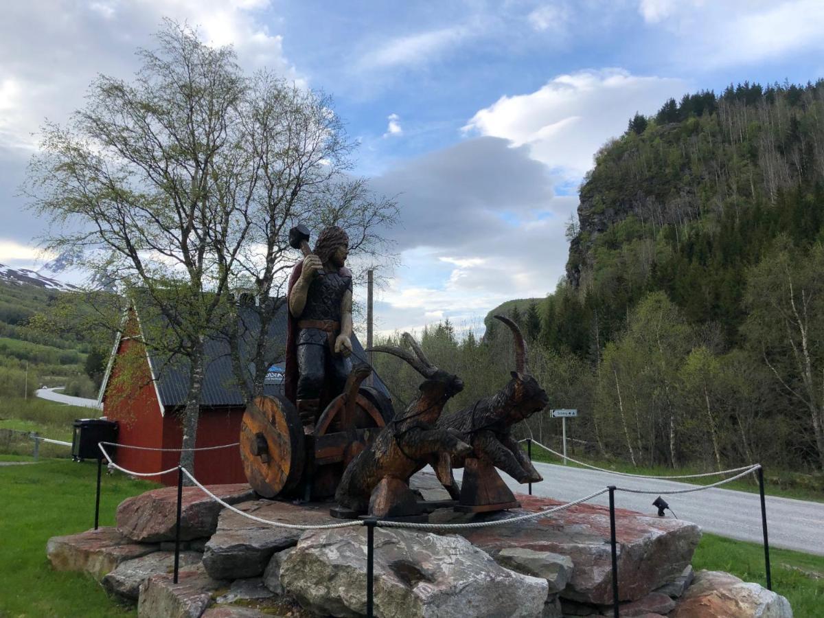 Solvang World Heritage Camping Eidsdal Buitenkant foto